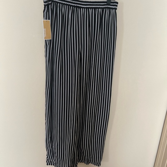 NWT MICHAEL  Michael Kors Stripe Straight Leg Pant Black & Cream Size 6 - Picture 6 of 14